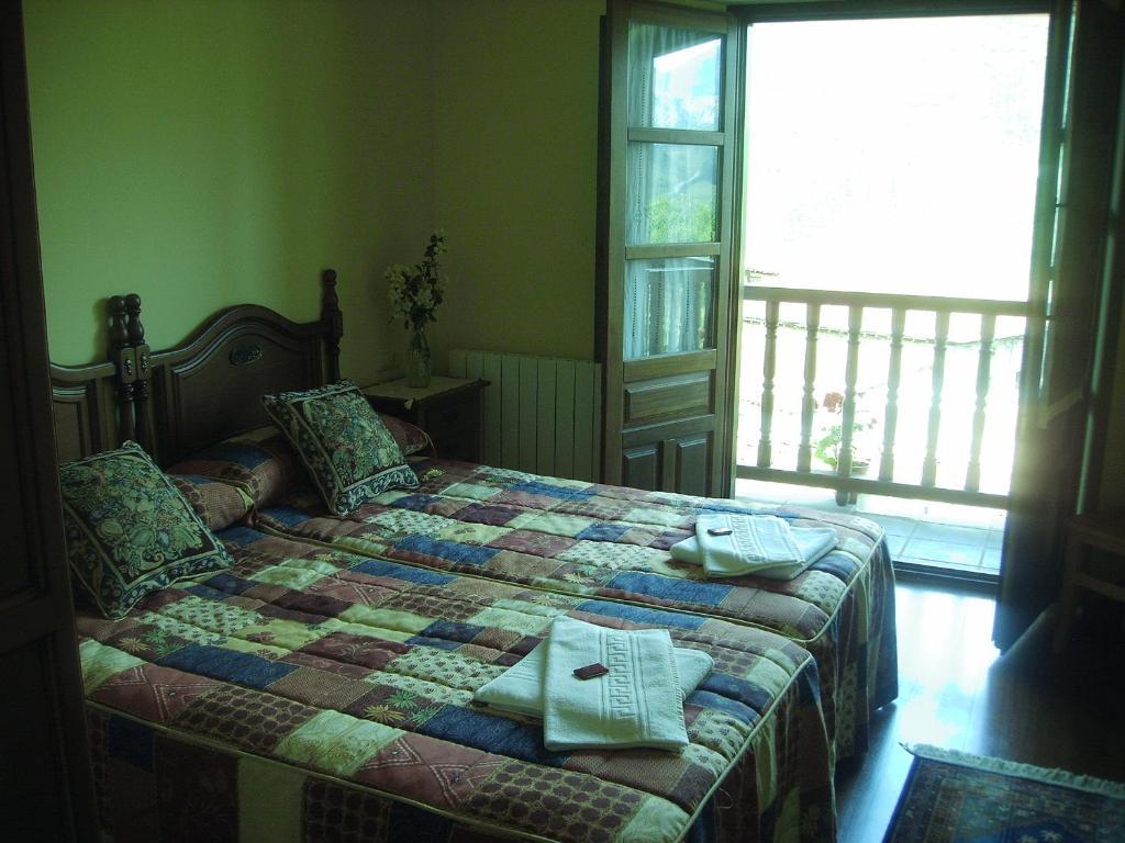 Casa Rural Josefina Aliezo Habitación foto